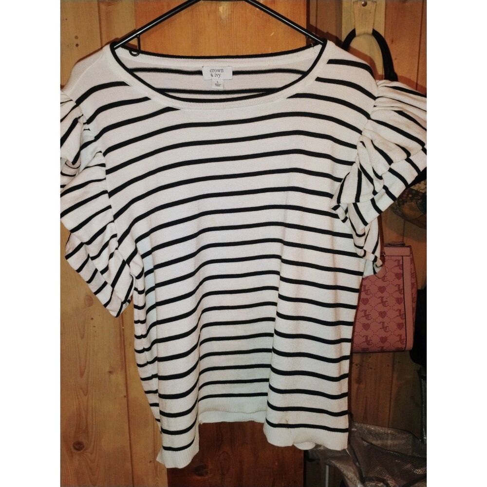 Crown & Ivy Top Lg